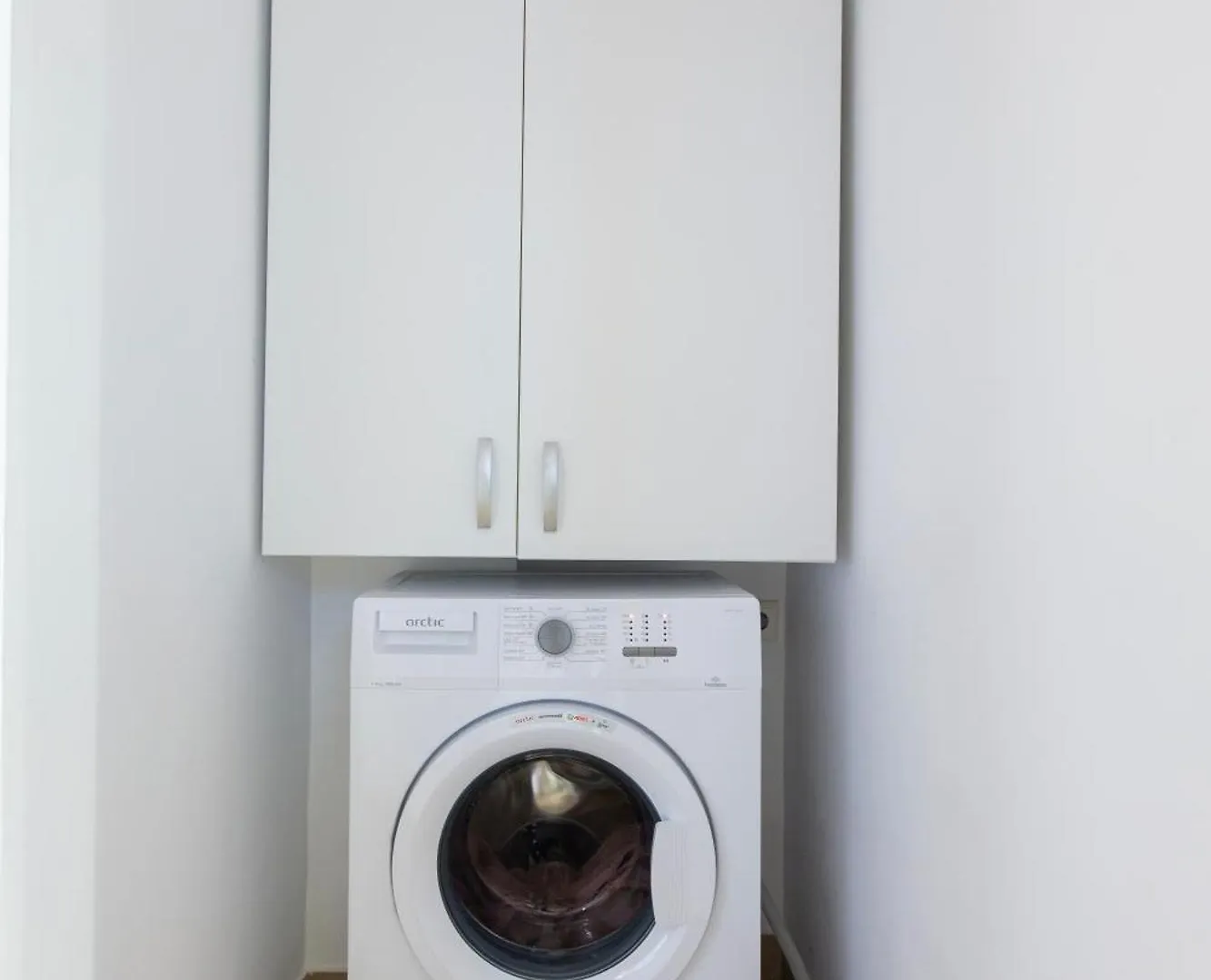 Ultracentral Hong Kong 3 Bdrm Apartment Bucharest