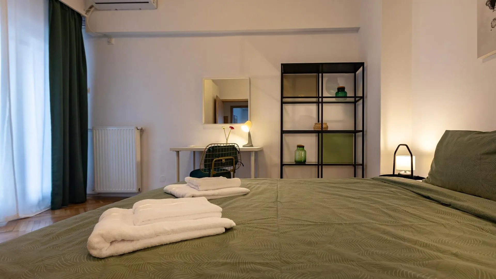 Ultracentral Hong Kong 3 Bdrm Apartment Bucharest