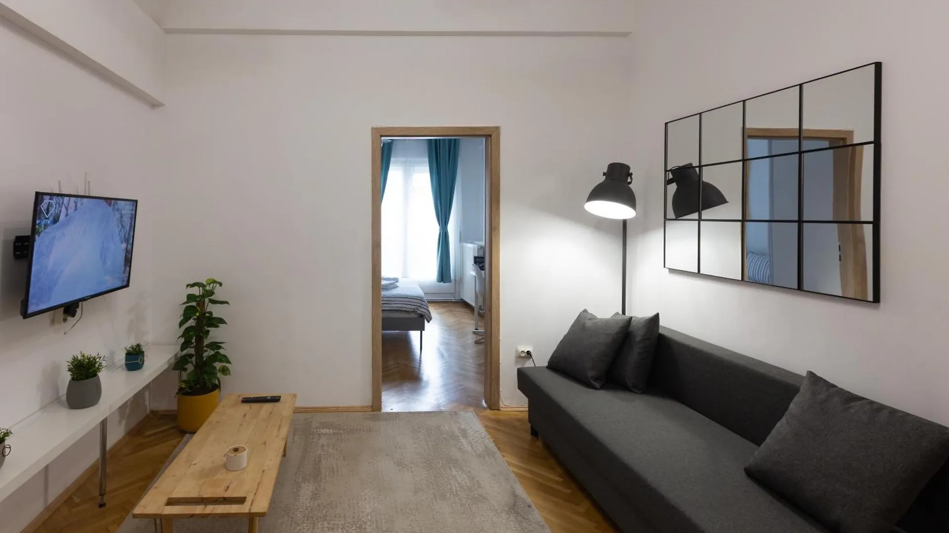 Ultracentral Hong Kong 3 Bdrm Apartment Bucharest 0*,
